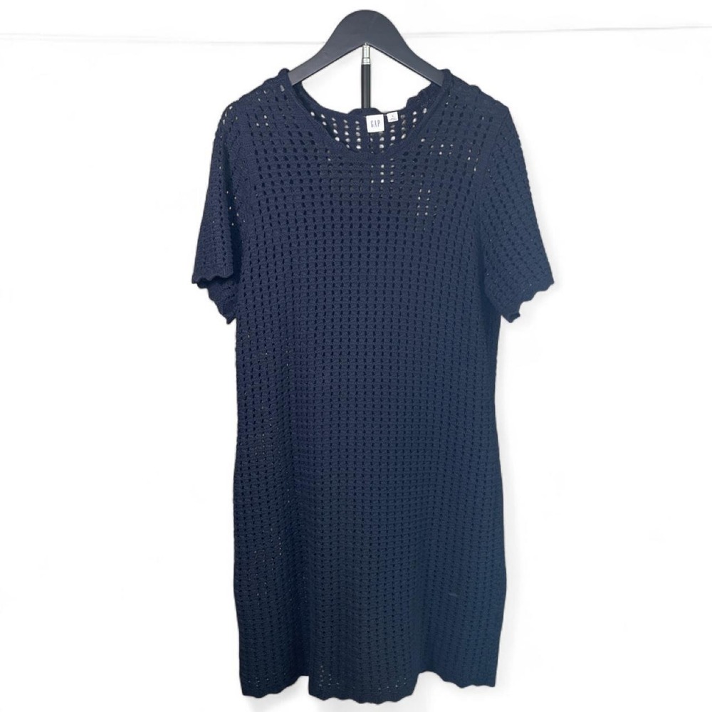 Gap crochet navy blue dress with short sleeves and built in slip, size XL